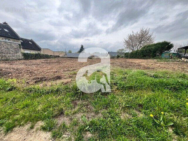 Terrain à SOISSONS