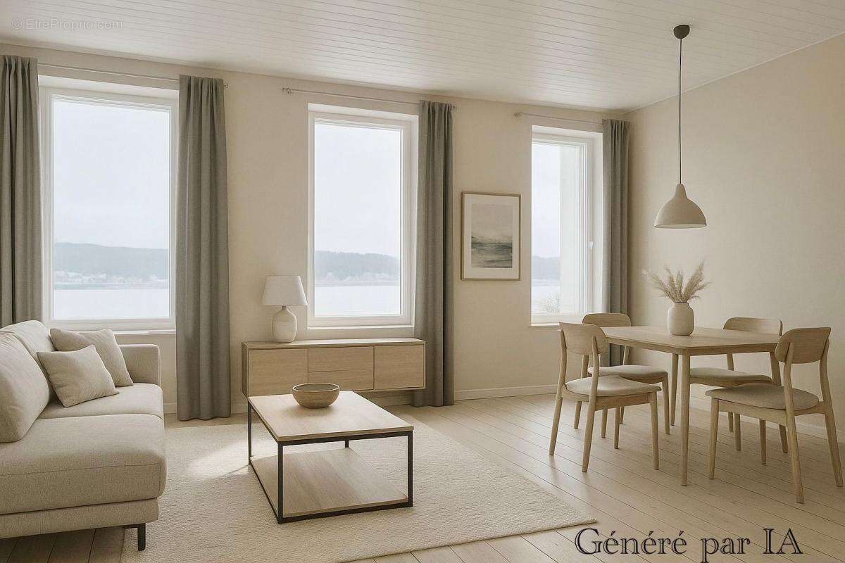 Maison à LE RELECQ-KERHUON