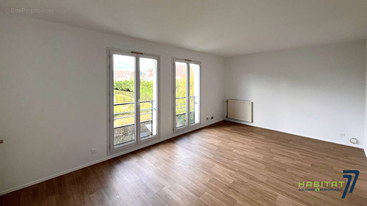 Appartement à MAGNY-LE-HONGRE