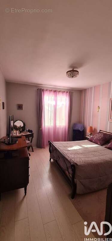 Photo 9 - Maison à SAINTRY-SUR-SEINE