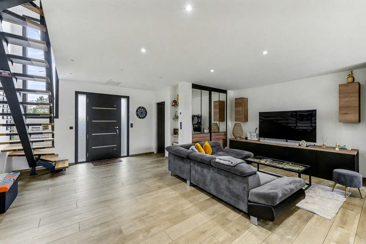 Maison à MONTGISCARD