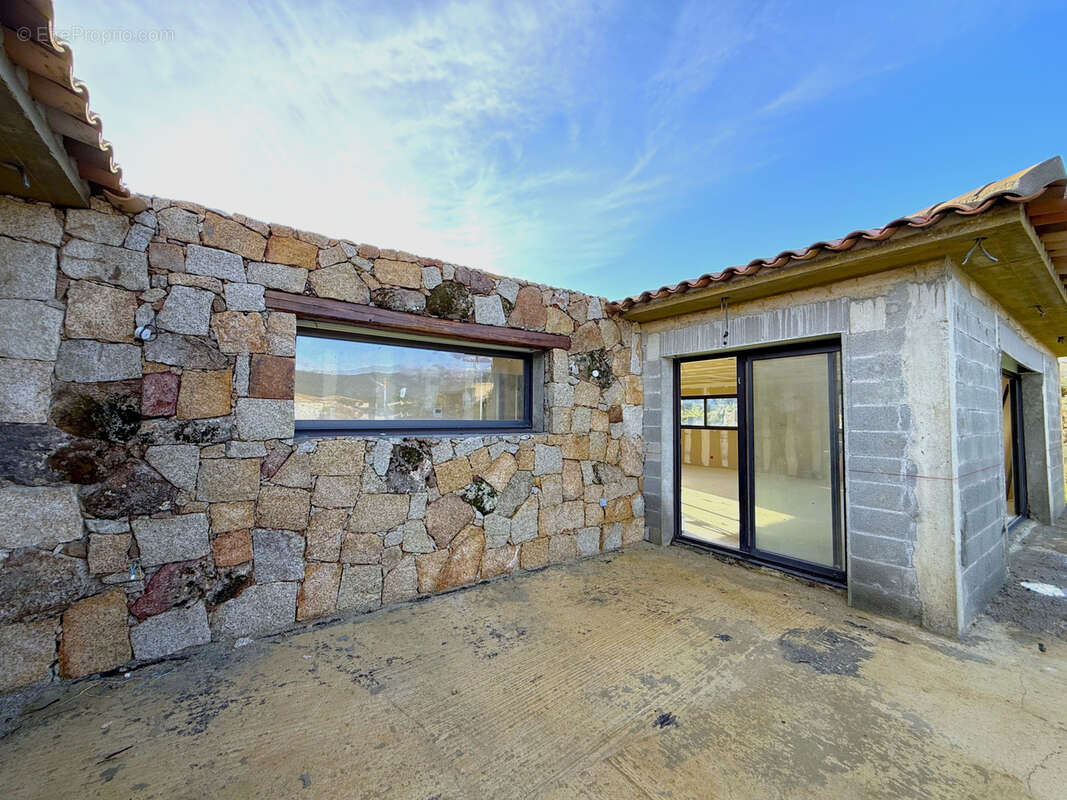 Maison à SARI-SOLENZARA