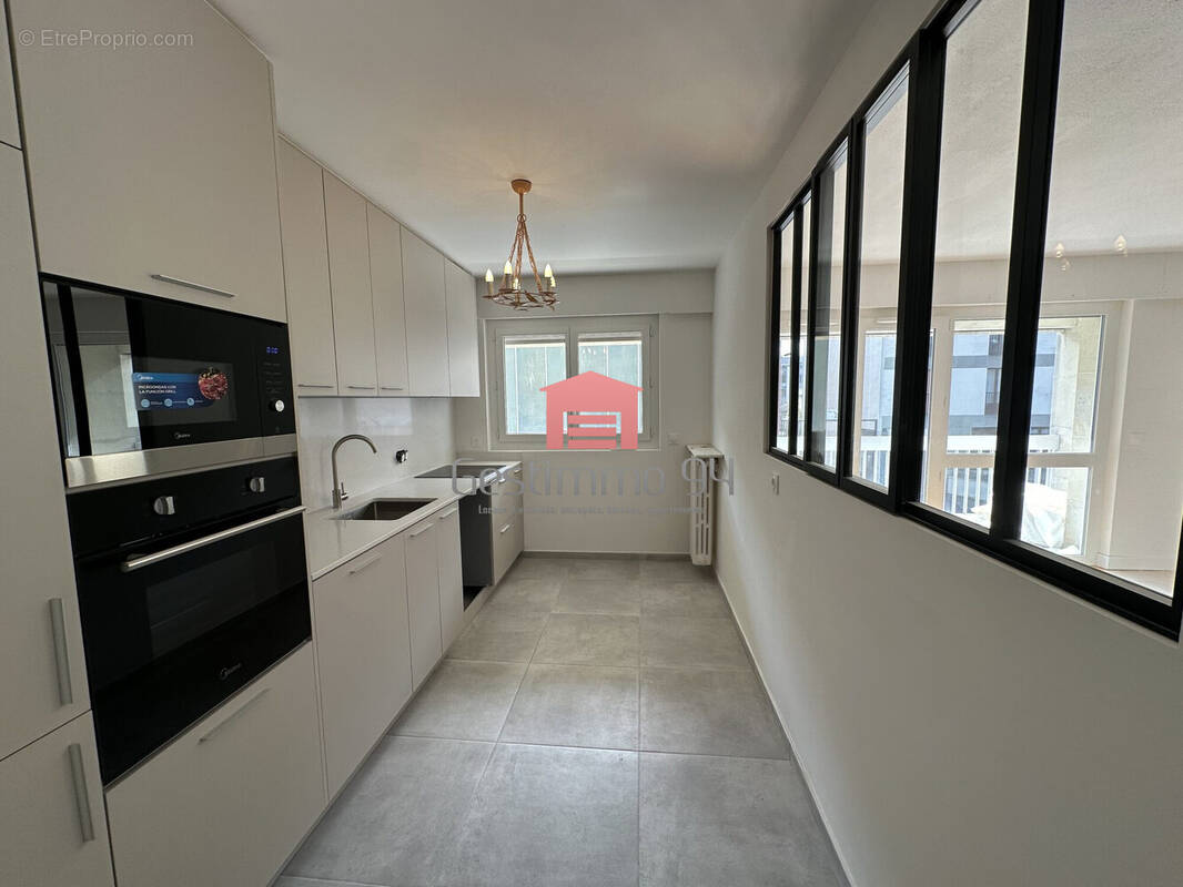Appartement à FONTENAY-SOUS-BOIS