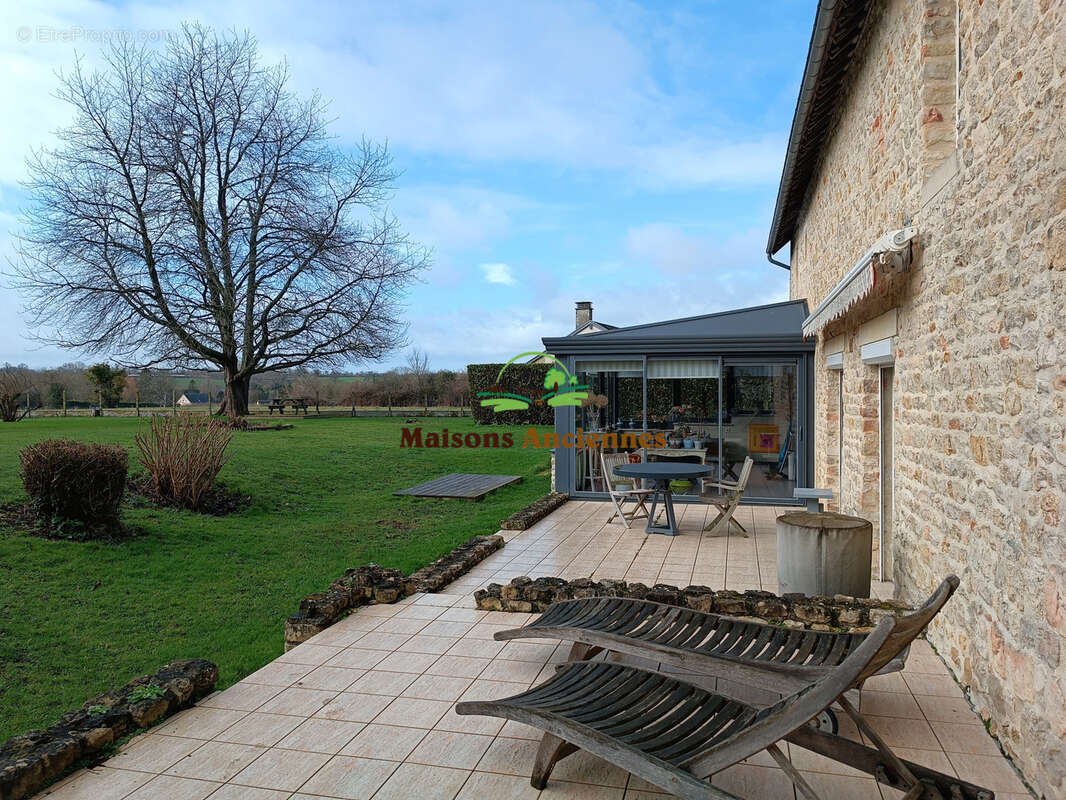 Entre caen et bayeux - maison ancienne 5 pp 192 m2, gîte40 m2, dependance et jardin - photo 19