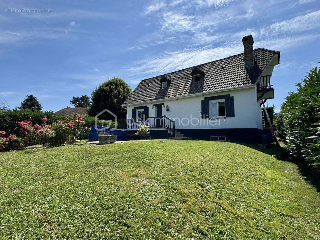 Maison à LA SAUSSAYE