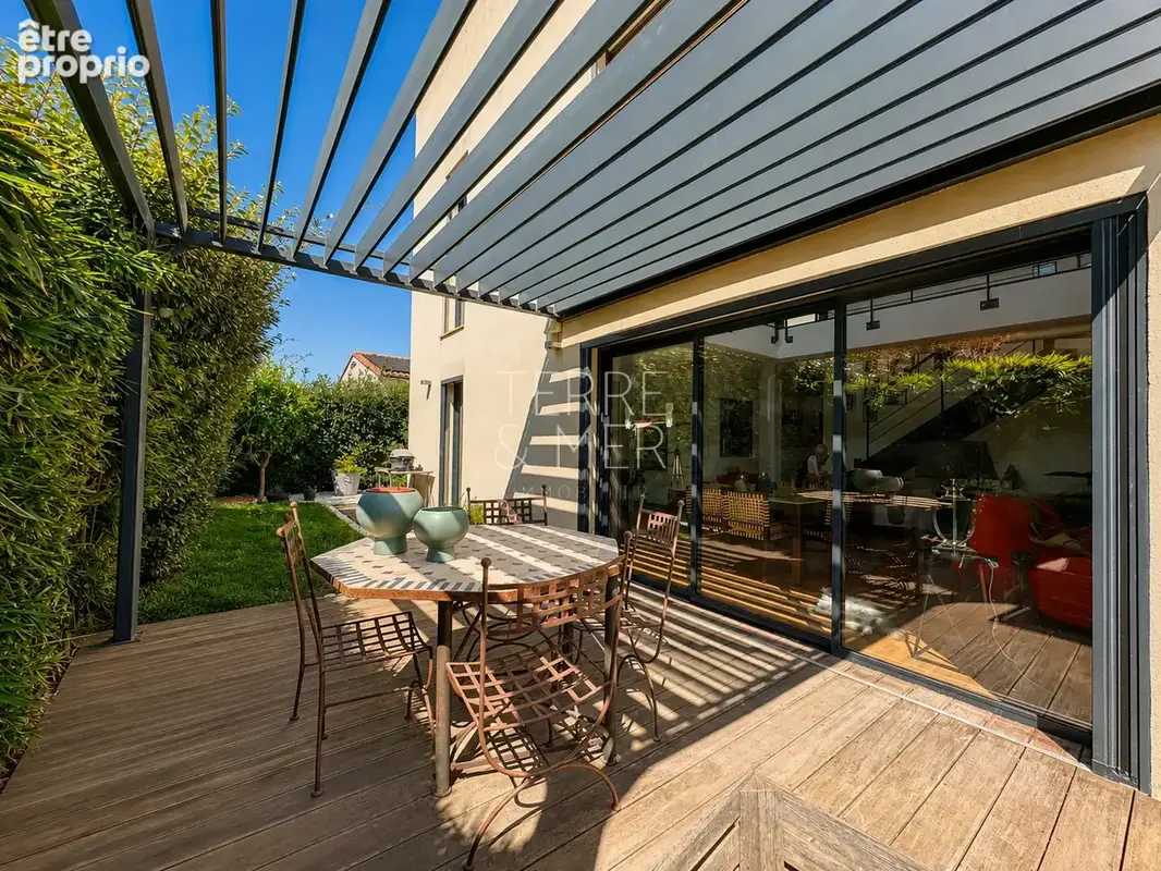 Maison d’architecte 4pièces 134m2 avec piscine - photo 2