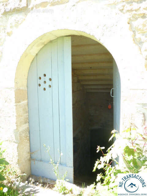 Maison à ENTRAINS-SUR-NOHAIN