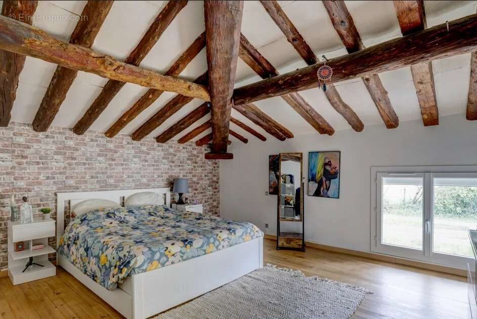 Maison à LAPEYROUSE-FOSSAT