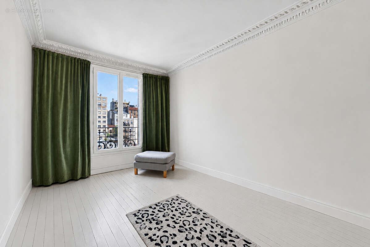 Appartement à PARIS-20E