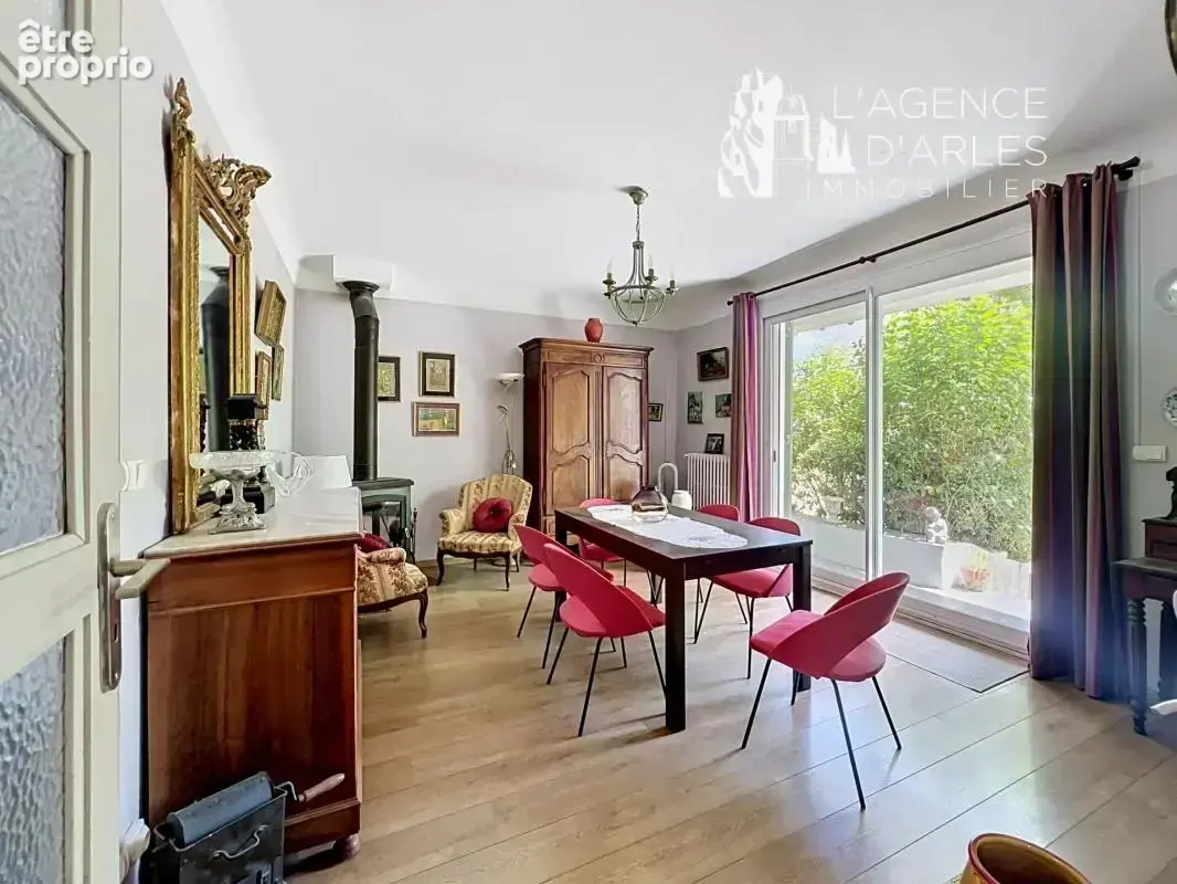 SOUS OFFRE Arles Chabourlet – Maison de plain-pied lumineuse avec jardin arboré - photo 3