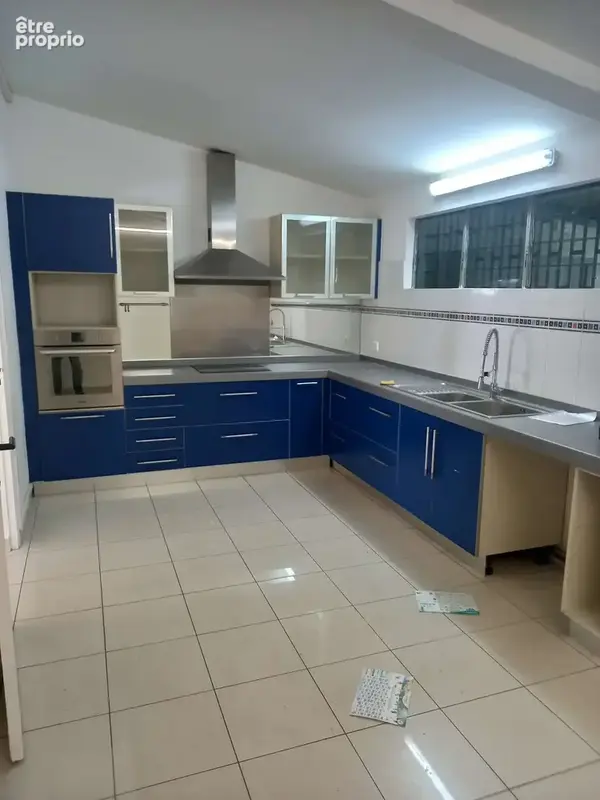 Villa en vente avec 4 pièces à Sainte-Clotilde pour 365000.00 € - photo 3