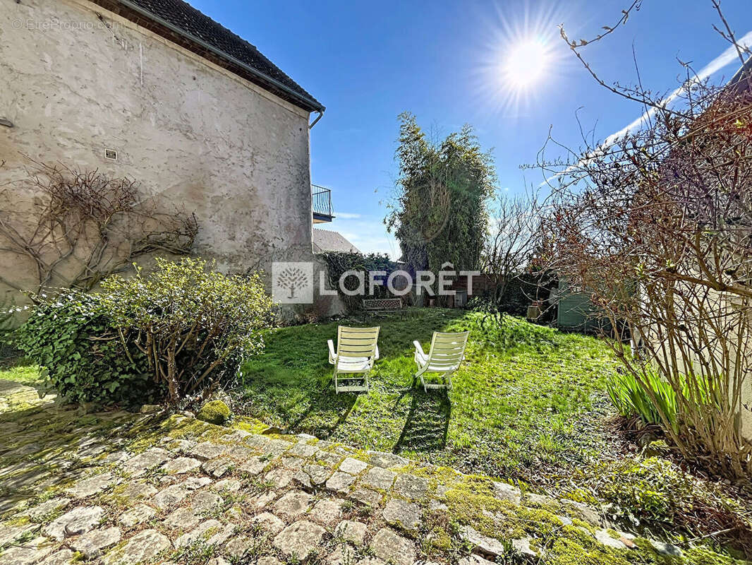 Maison à MAREIL-EN-FRANCE