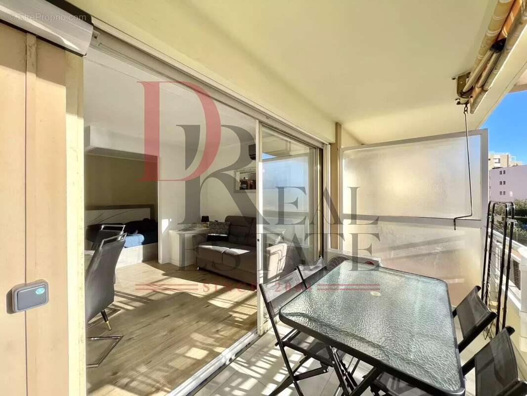Appartement à ROQUEBRUNE-CAP-MARTIN