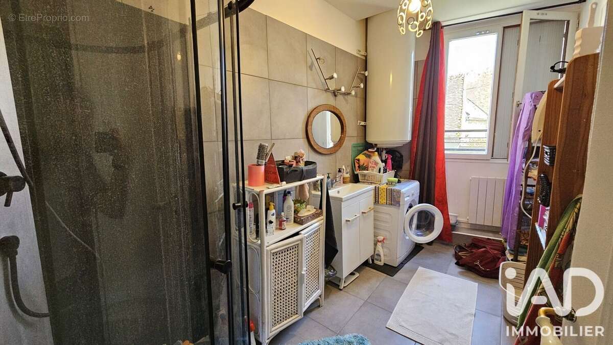 Appartement 67 m² à Puiseaux  - photo 2