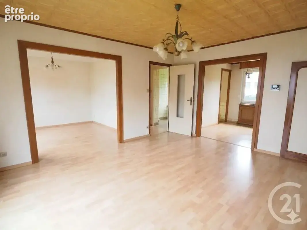 Appartement 5 pièces 78 m² à vendre à Strasbourg (67200) - photo 2