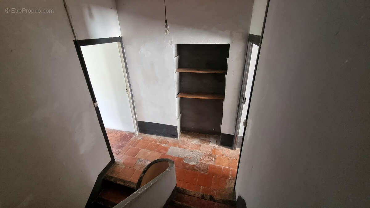 Maison à THEZAN-DES-CORBIERES