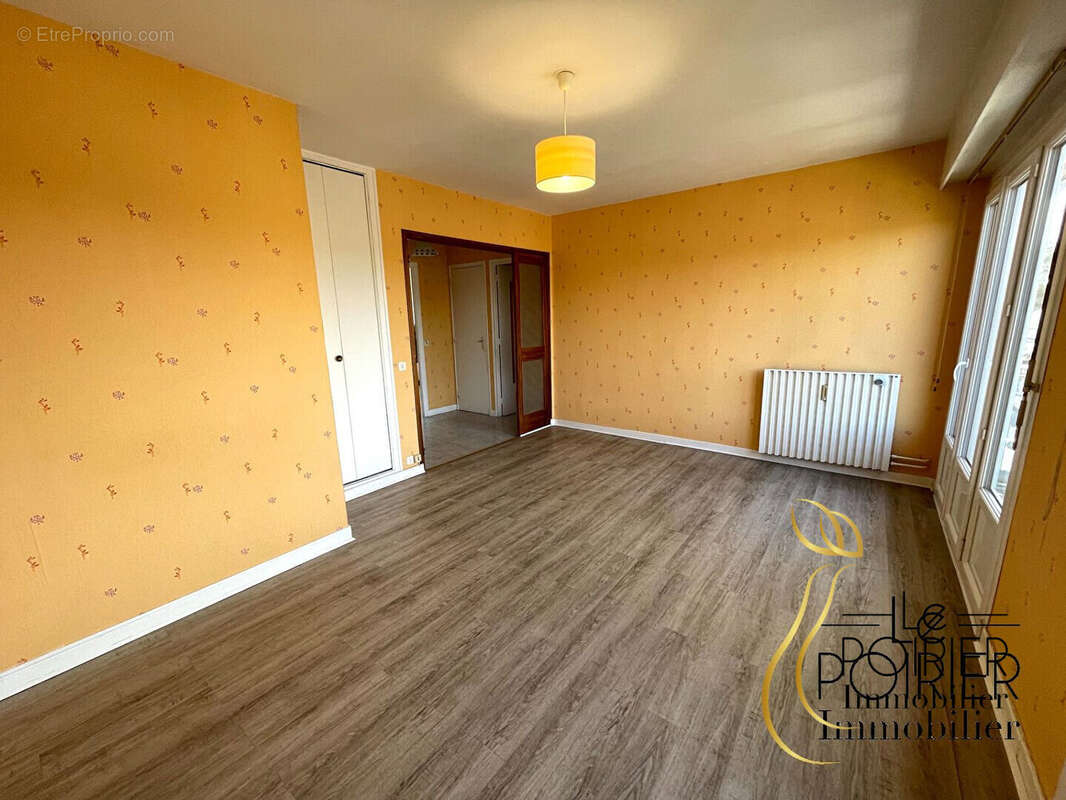 Appartement à LAMBALLE