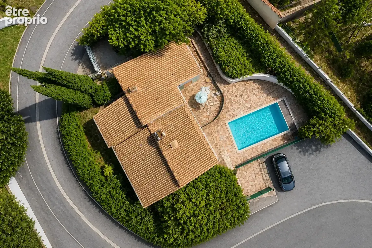 Velaux   Maison avec piscine, vue dégagée et appartement indépendant - photo 3