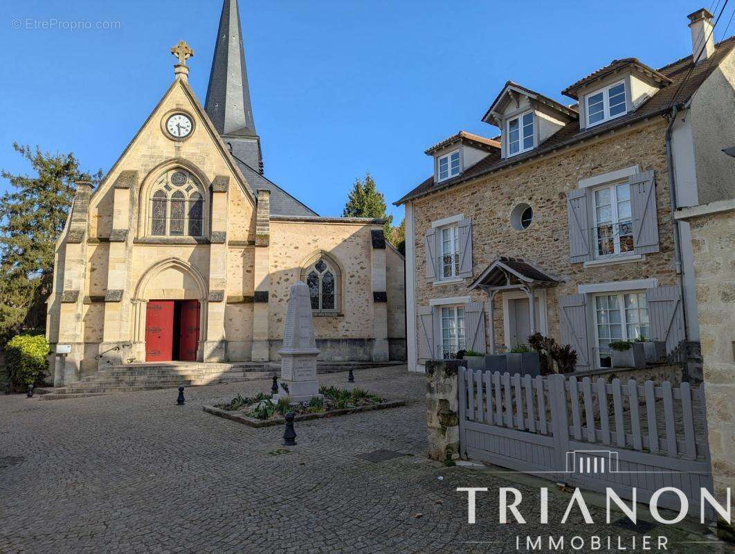Appartement à L'ETANG-LA-VILLE