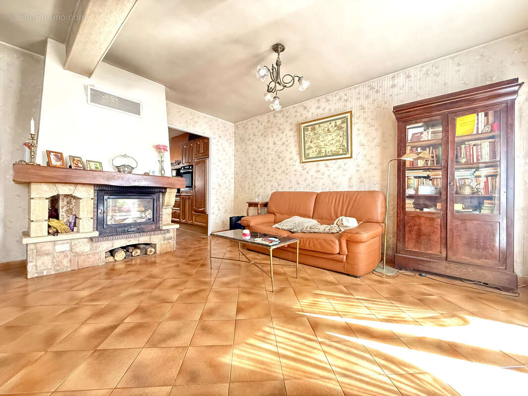 Maison à AULNAY-SOUS-BOIS