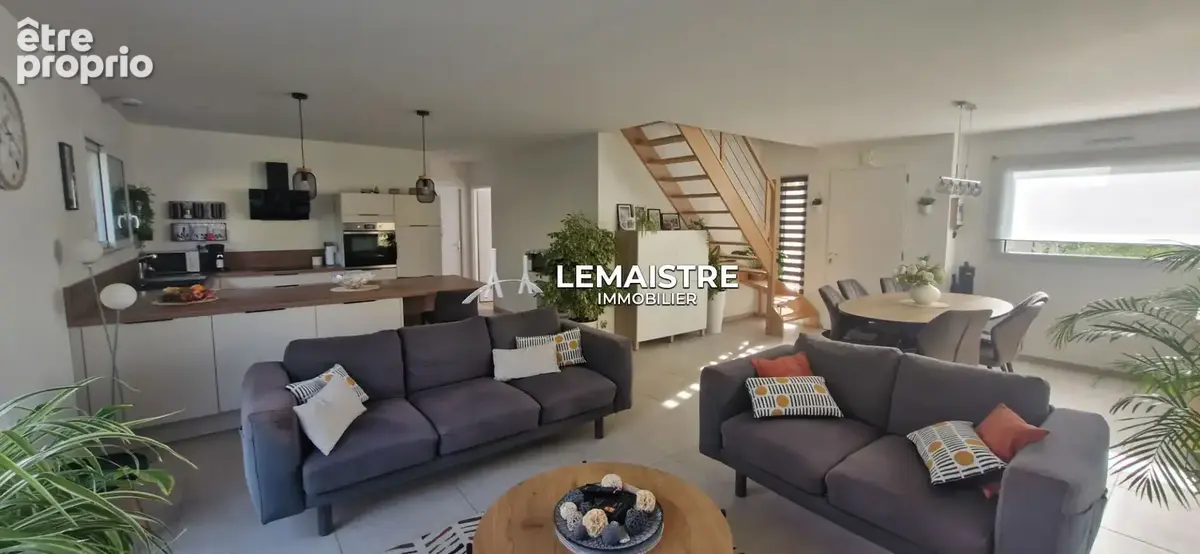 Maison contemporaine à vendre - Yvetot - Quartier du Fay - 116 m² - 3 chambres - Garage et plain-pied de vie - photo 2