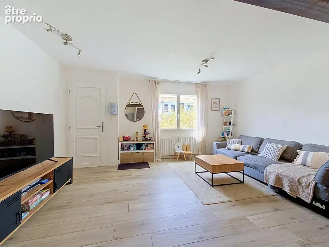 Maison rénovée 3 chambres avec véranda et garage - photo 4