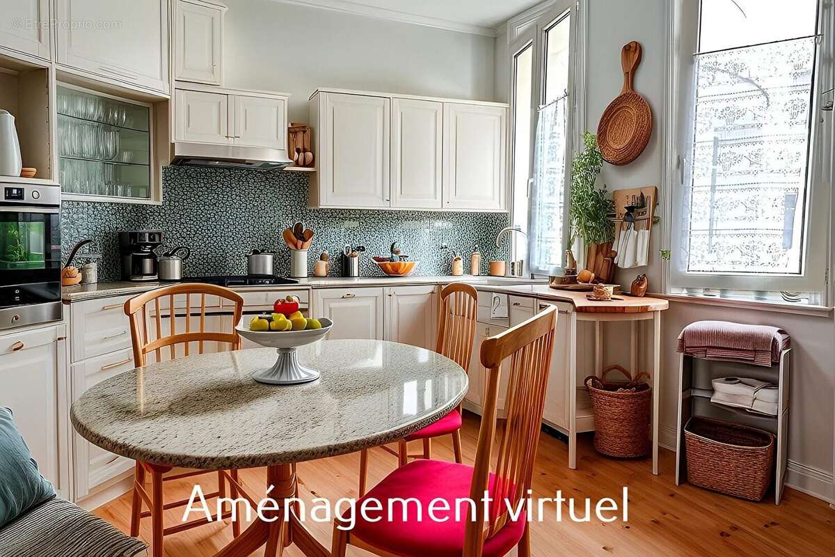 Appartement à PARIS-16E