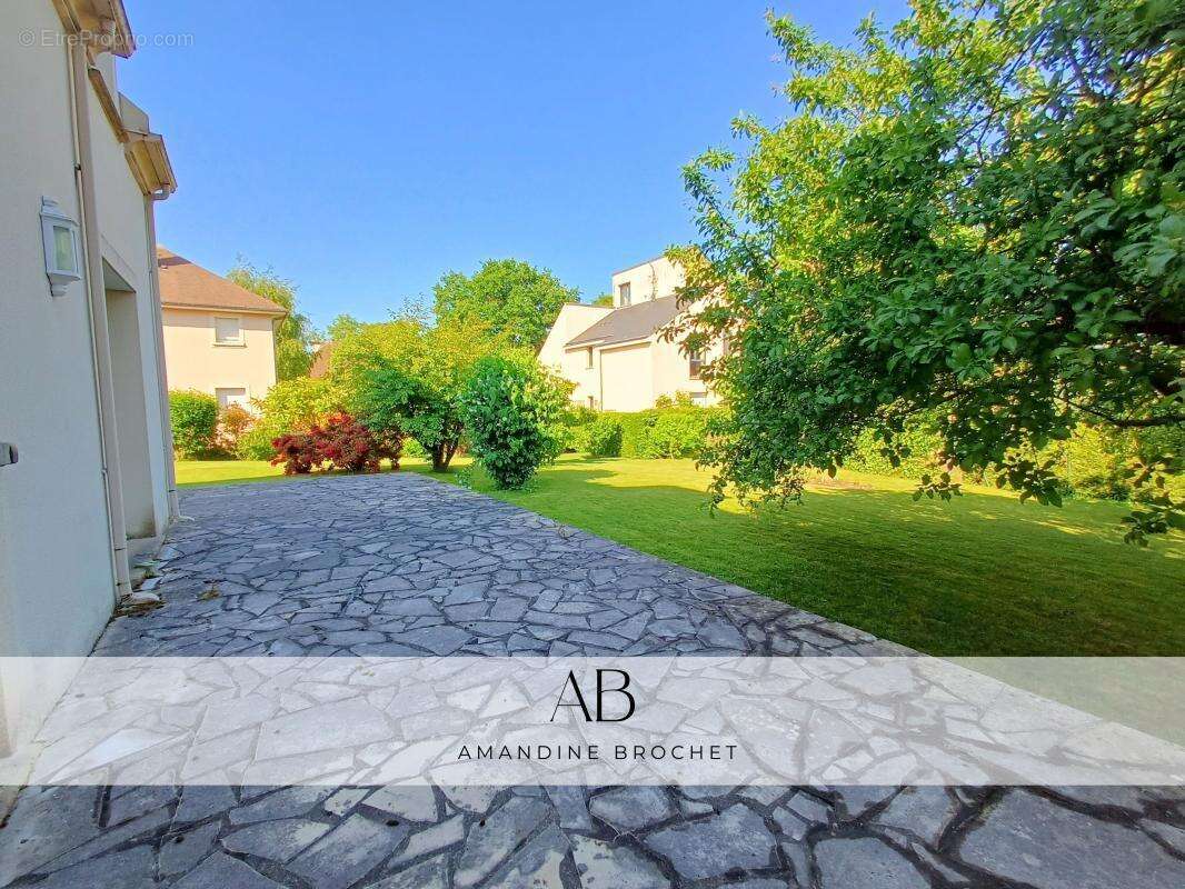 Maison à MARLY-LE-ROI