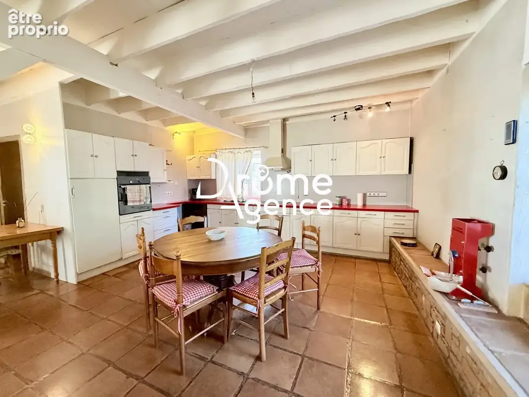 Maison 7 pièces 270 m² à vendre à Valence (26000) - photo 5