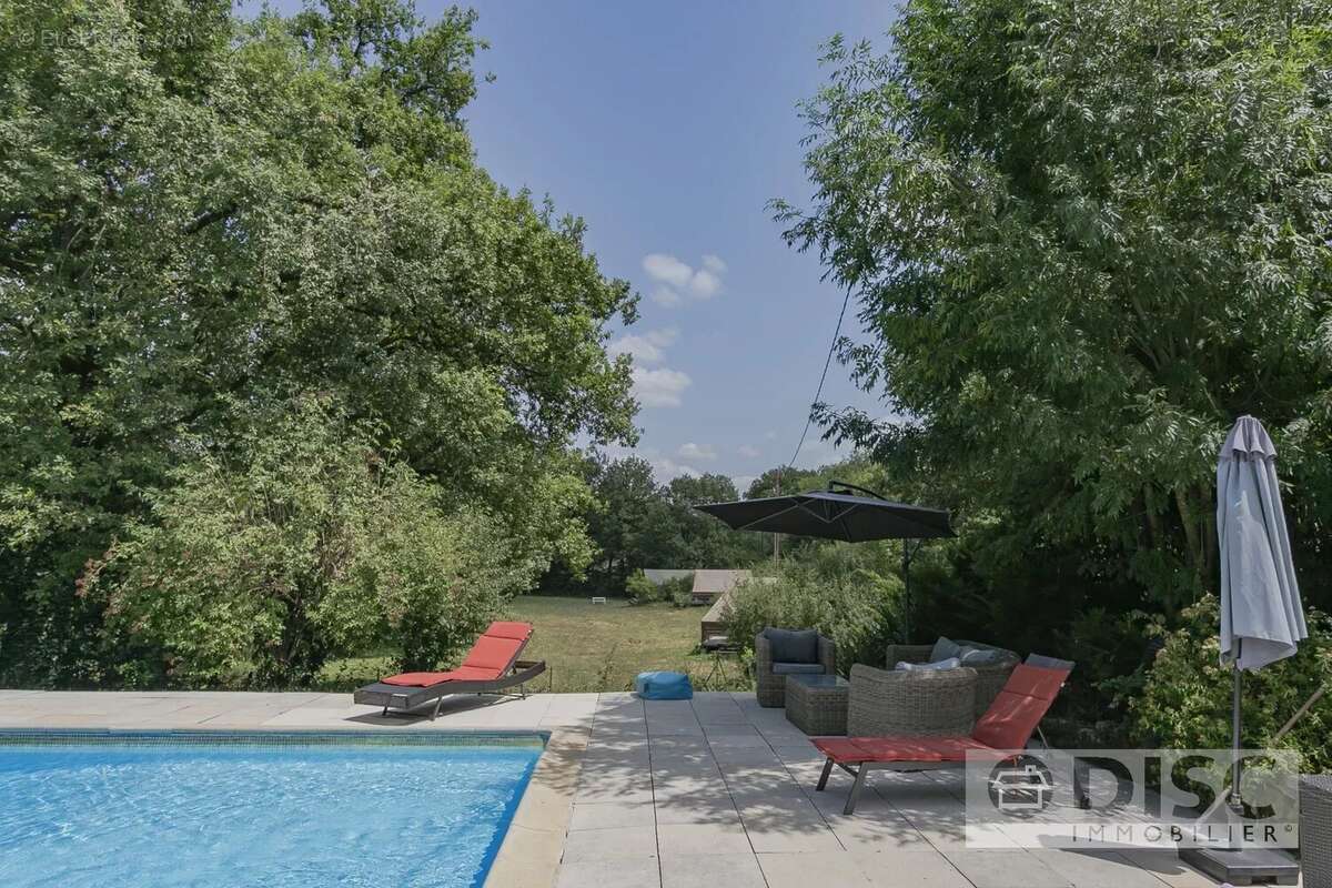 Propriété avec deux gites, camping, logement insolites. - photo 25