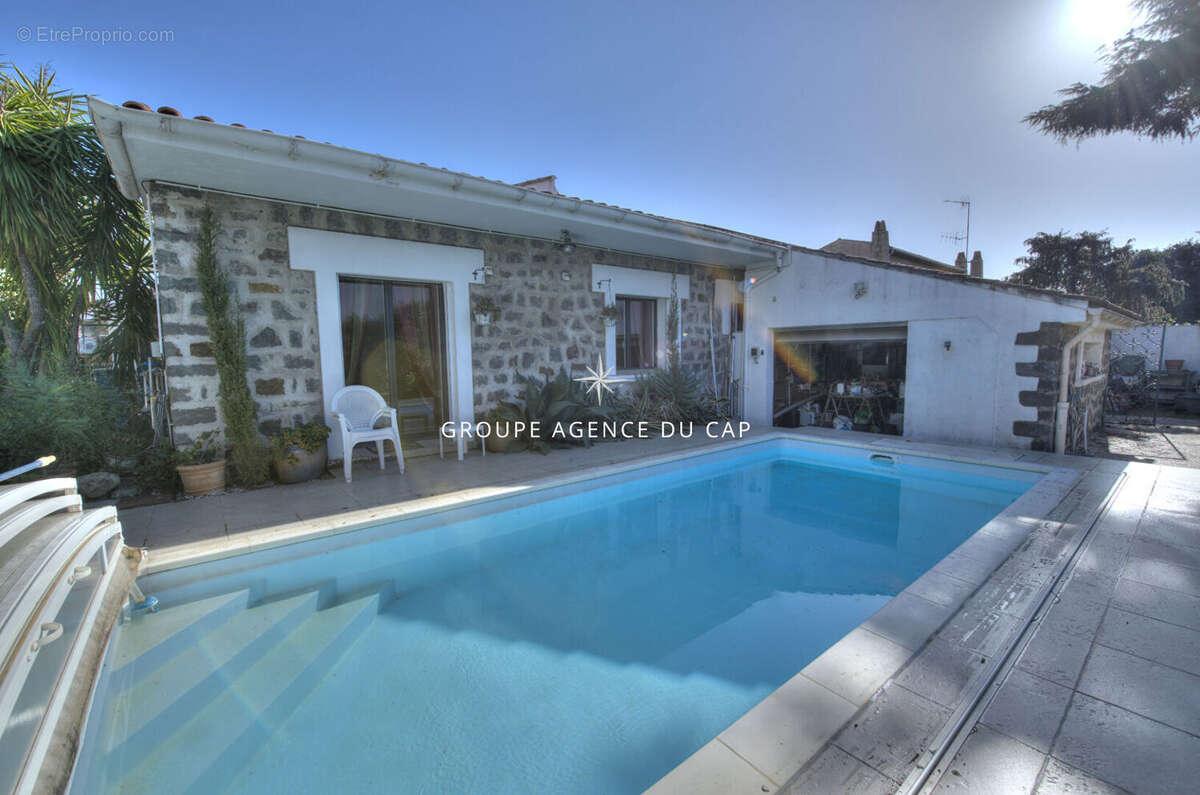 Maison à SAINT-RAPHAEL