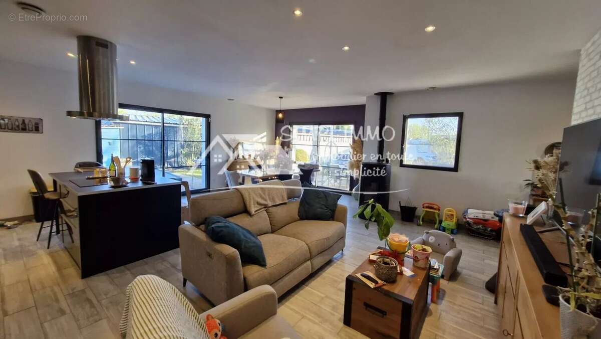 Maison à SAINT-SULPICE-D&#039;ARNOULT