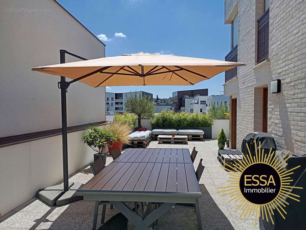 Appartement à SAINT-CYR-L'ECOLE