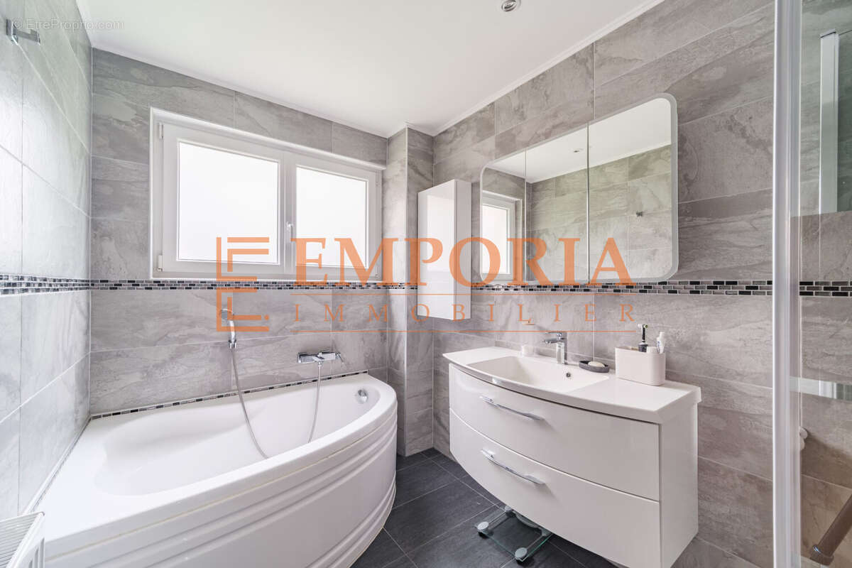 Maison à HAGENTHAL-LE-BAS