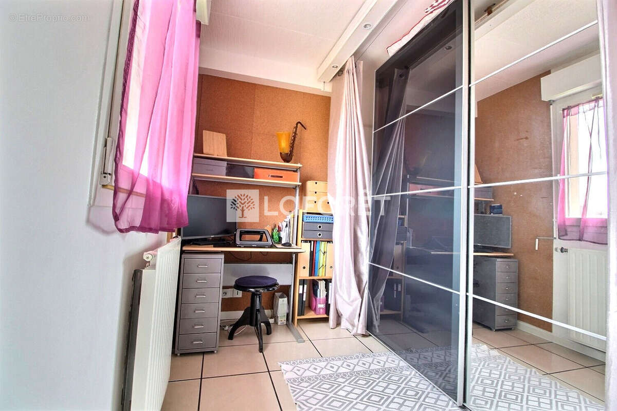 Appartement Gennevilliers 3 pièce(s) 77 m2 - photo 10