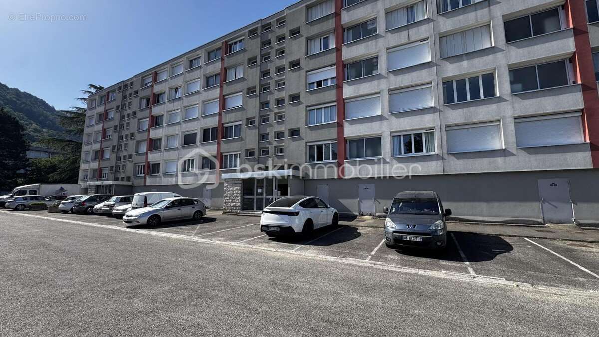 Spacieux T4 climatisé dans un secteur recherché de Saint-Martin-d’Hères - photo 11