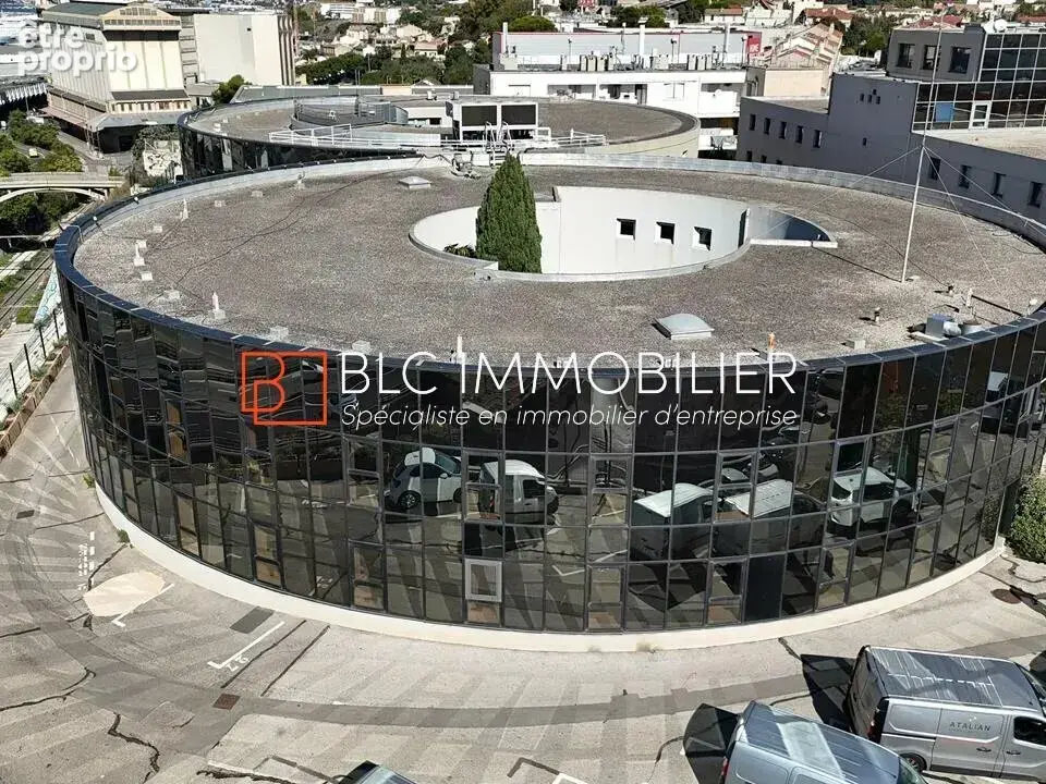 Appartement 2 856 m² à vendre à Marseille-2e (13002) - photo 2