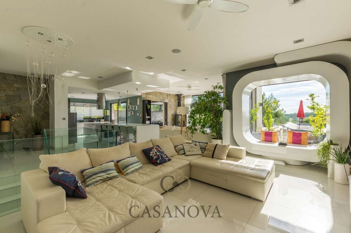 Maison à SAINT-GELY-DU-FESC