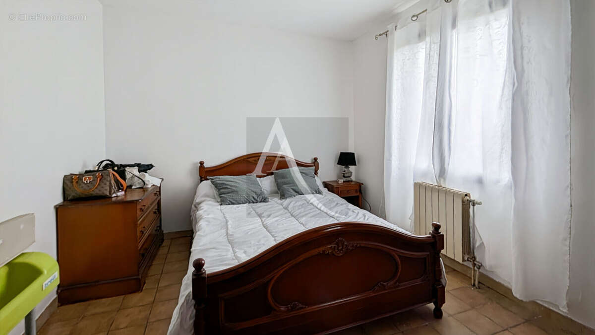 Maison familiale offrant de beaux volumes intérieurs - 5 chambres - 163 m2 - photo 12
