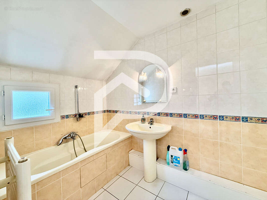 Maison Aulnay Sous Bois 6 pièce(s) 121.55 m2 - photo 7