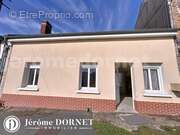 gu_00010 - Maison à CREVECOEUR-LE-GRAND