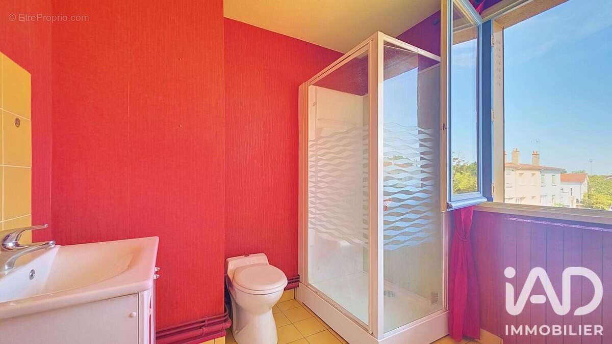 Maison 94 m² à Yzeure  - photo 9