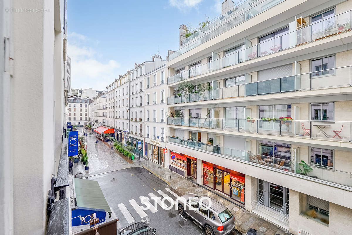 Appartement à PARIS-7E