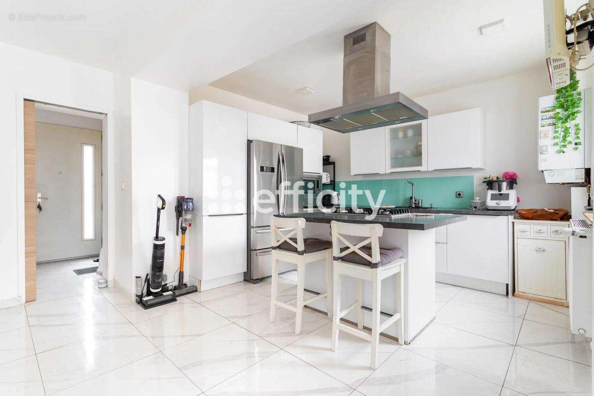 Maison 88 m² à Tourcoing  - photo 6