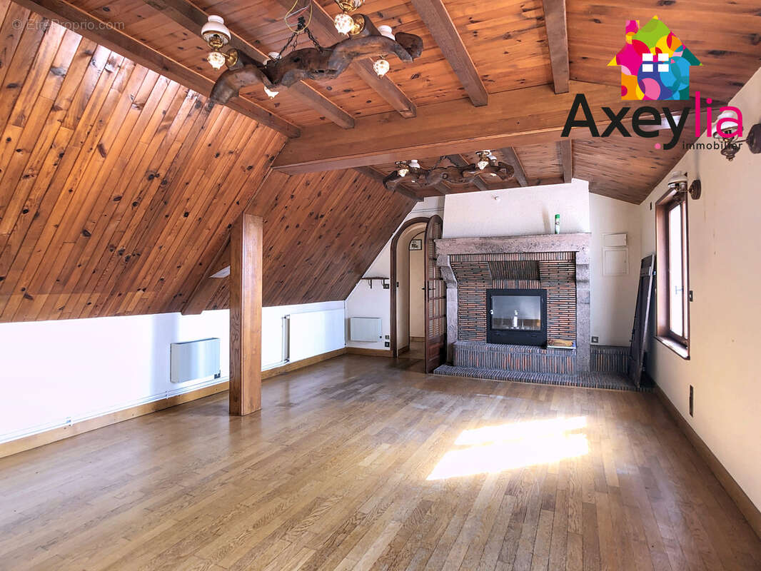 Maison à PERRIGNY-SUR-LOIRE