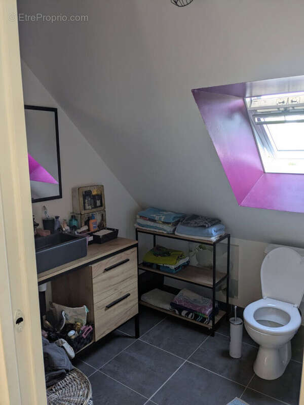 Maison à NAZELLES-NEGRON