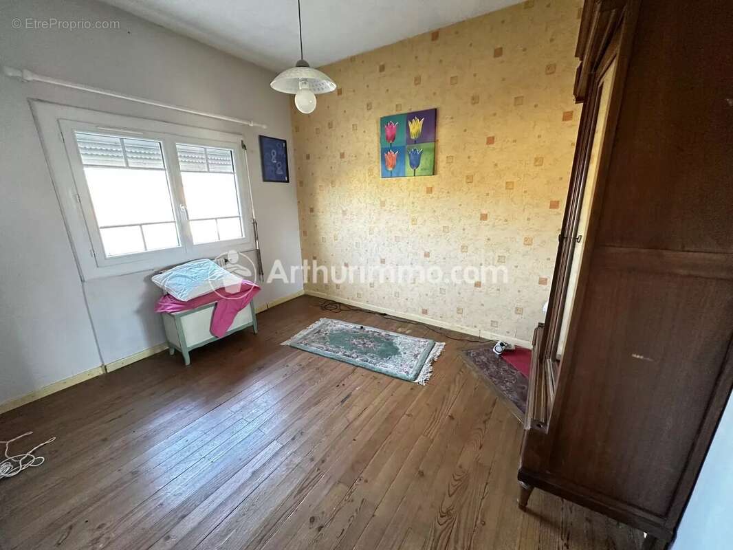 Maison à MONTPON-MENESTEROL