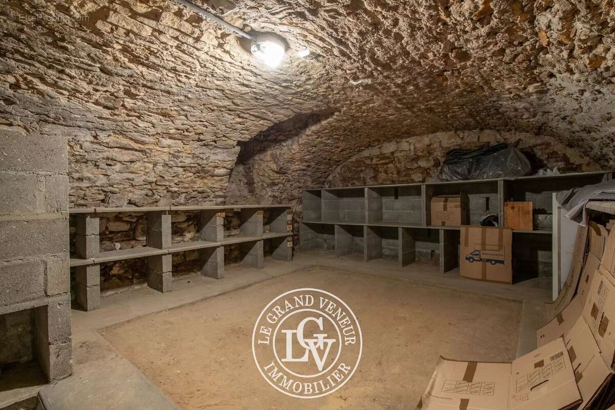 Maison à SAMOIS-SUR-SEINE