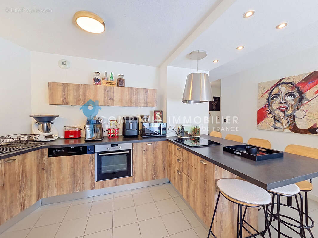 Appartement à MEYLAN