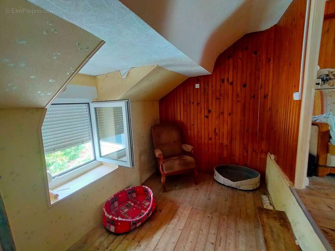 Maison à VILLAINES-LA-JUHEL